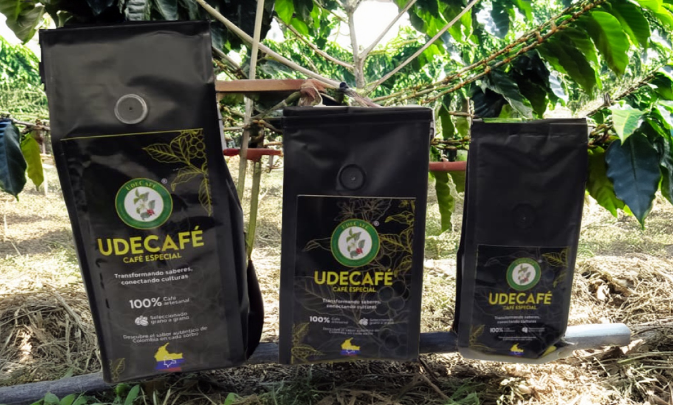 UCundinamarca hizo historia al recibir la primera certificación agrícola universitaria del país en café, fortaleciendo su marca Udecafé y el desarrollo regional.