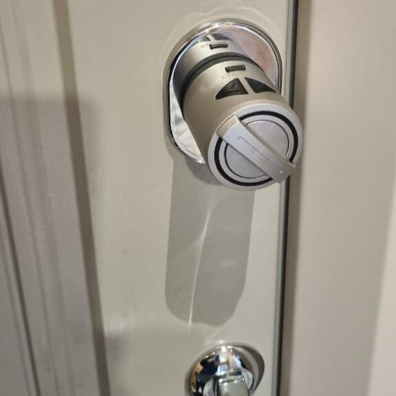 Купить скрытый замок невидимка Utopic Deadbolt на входную дверь ...