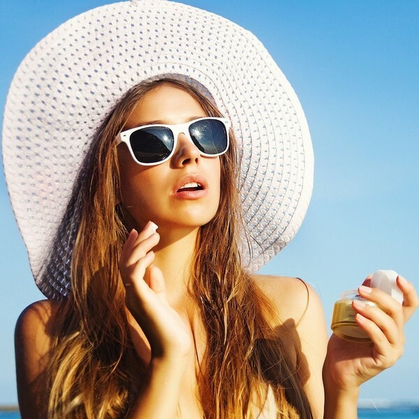 Как ухаживать за кожей в жару: 6 простых советов