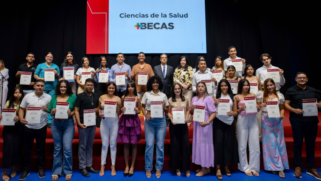 Con nuevos donantes y más de 250 becas, impulsamos el talento joven de la región