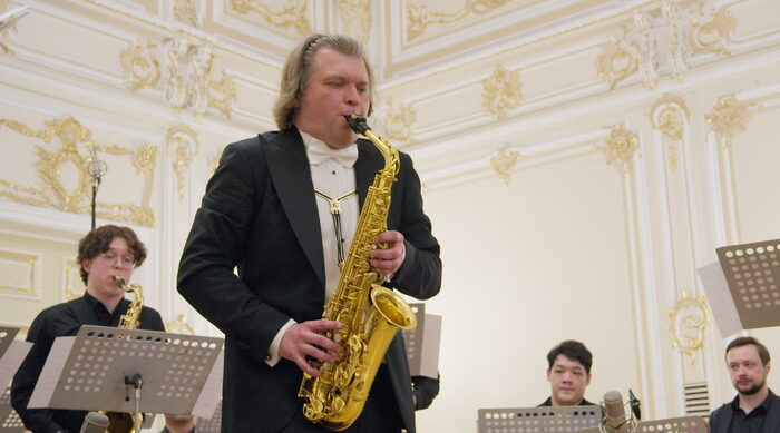 Russian Saxophone Orchestra — концерт