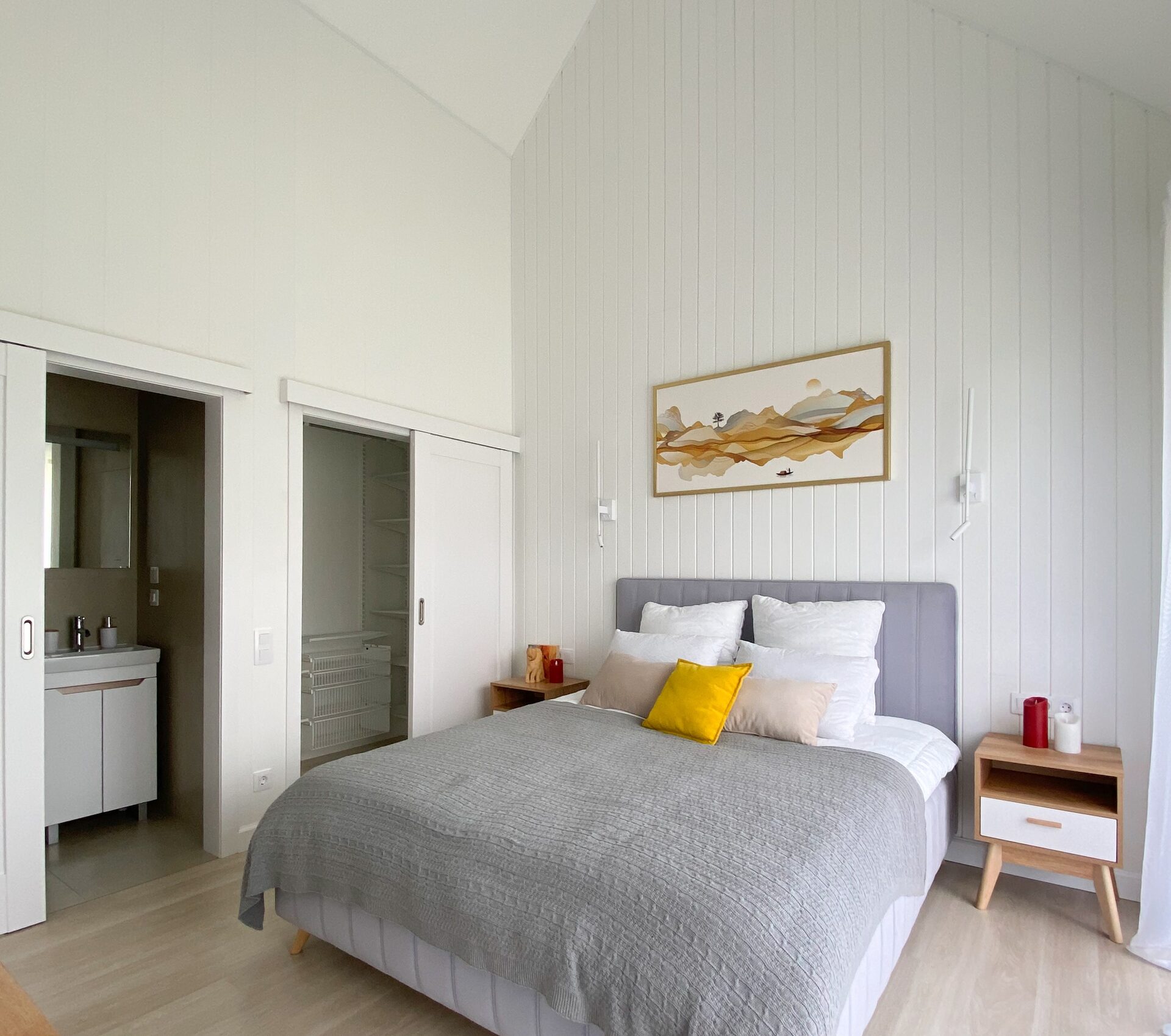 Гостиная со вторым светом