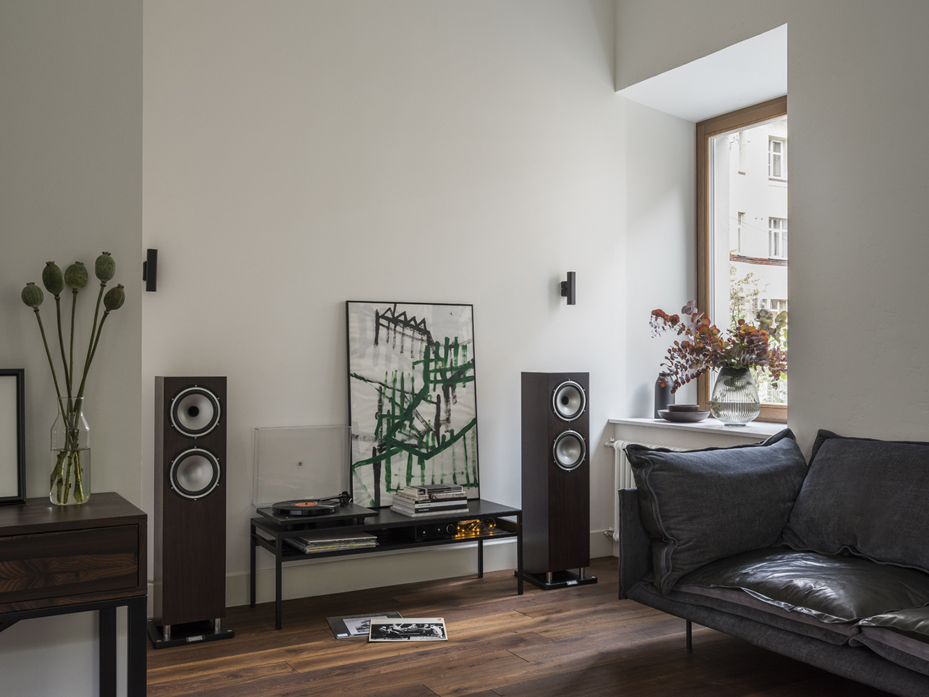 Рояль в кустах, квартира в старой Москве. Студия дизайна — MO interior design. Публикация — AD