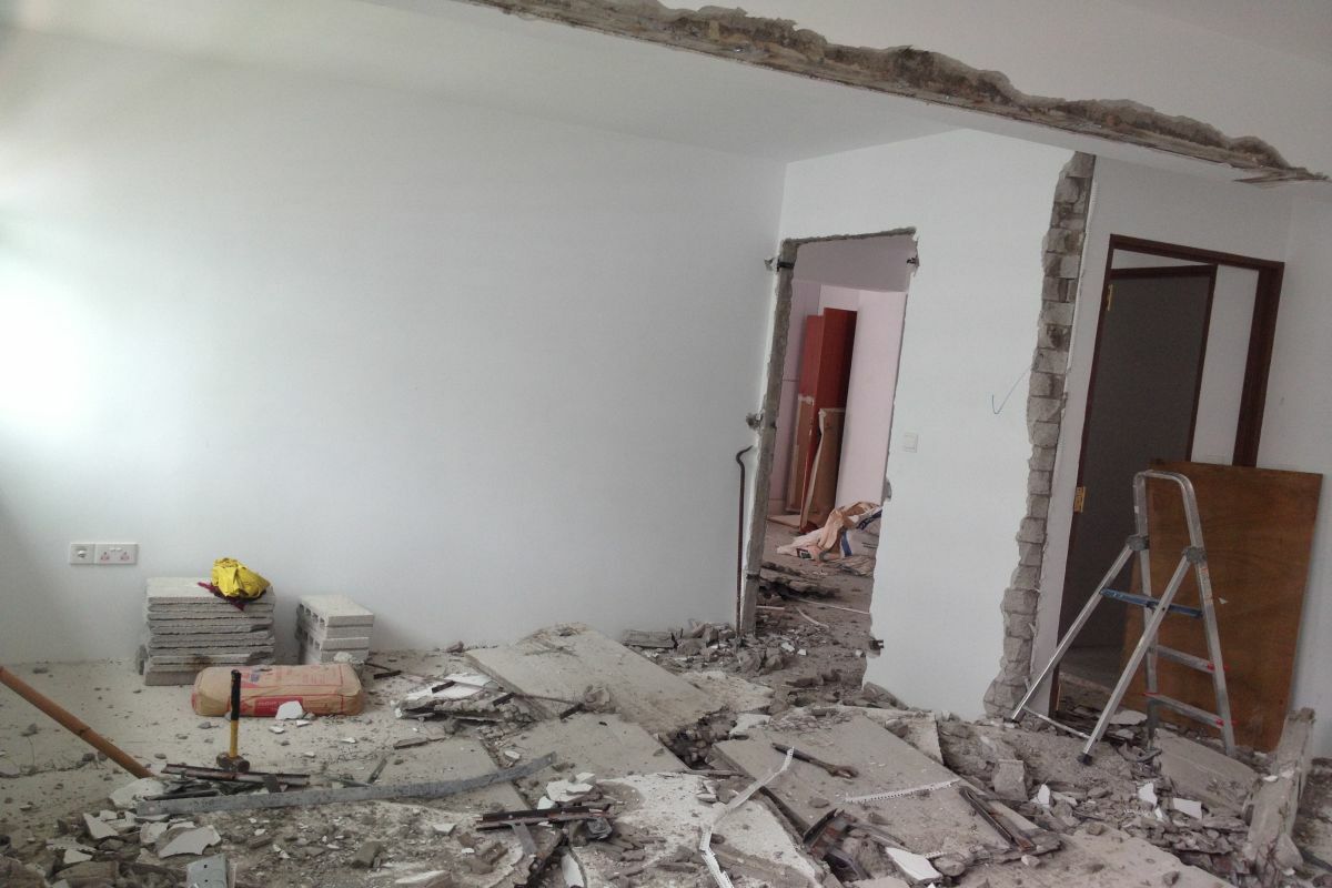 strip out sydney