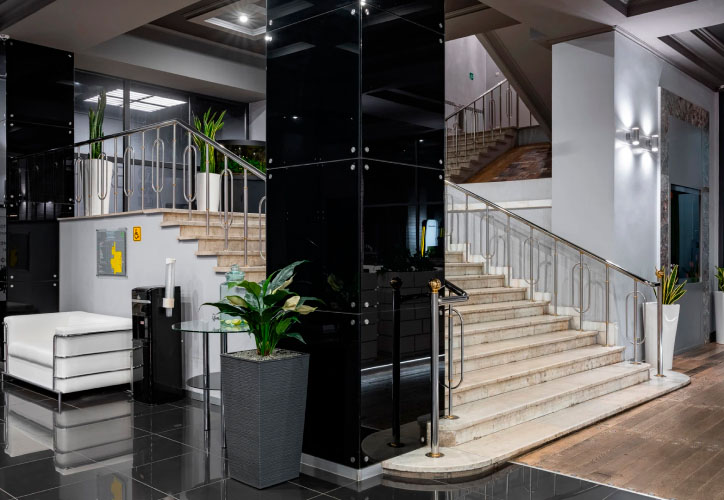 Интерьерная мебель для ресторана