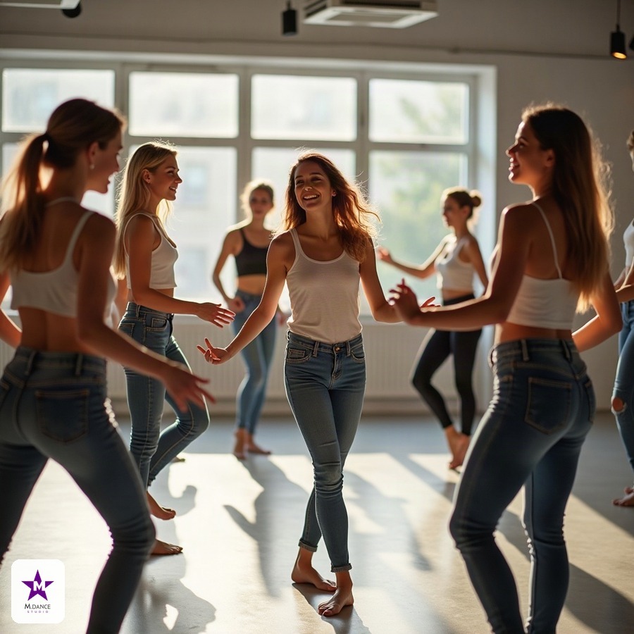 Ученицы гёрли хип-хопа в M.Dance Долгопрудный
