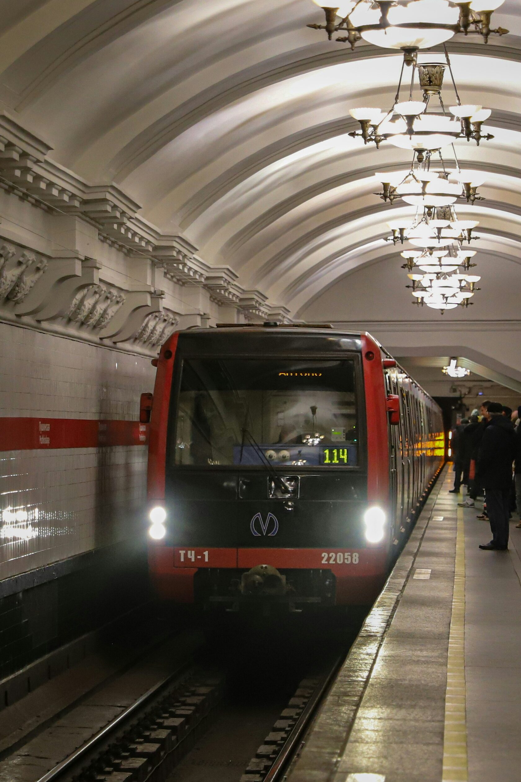 Пушкинская станция метро, Первая линия, Россия, Санкт-Петербург, Адмиралтейский район