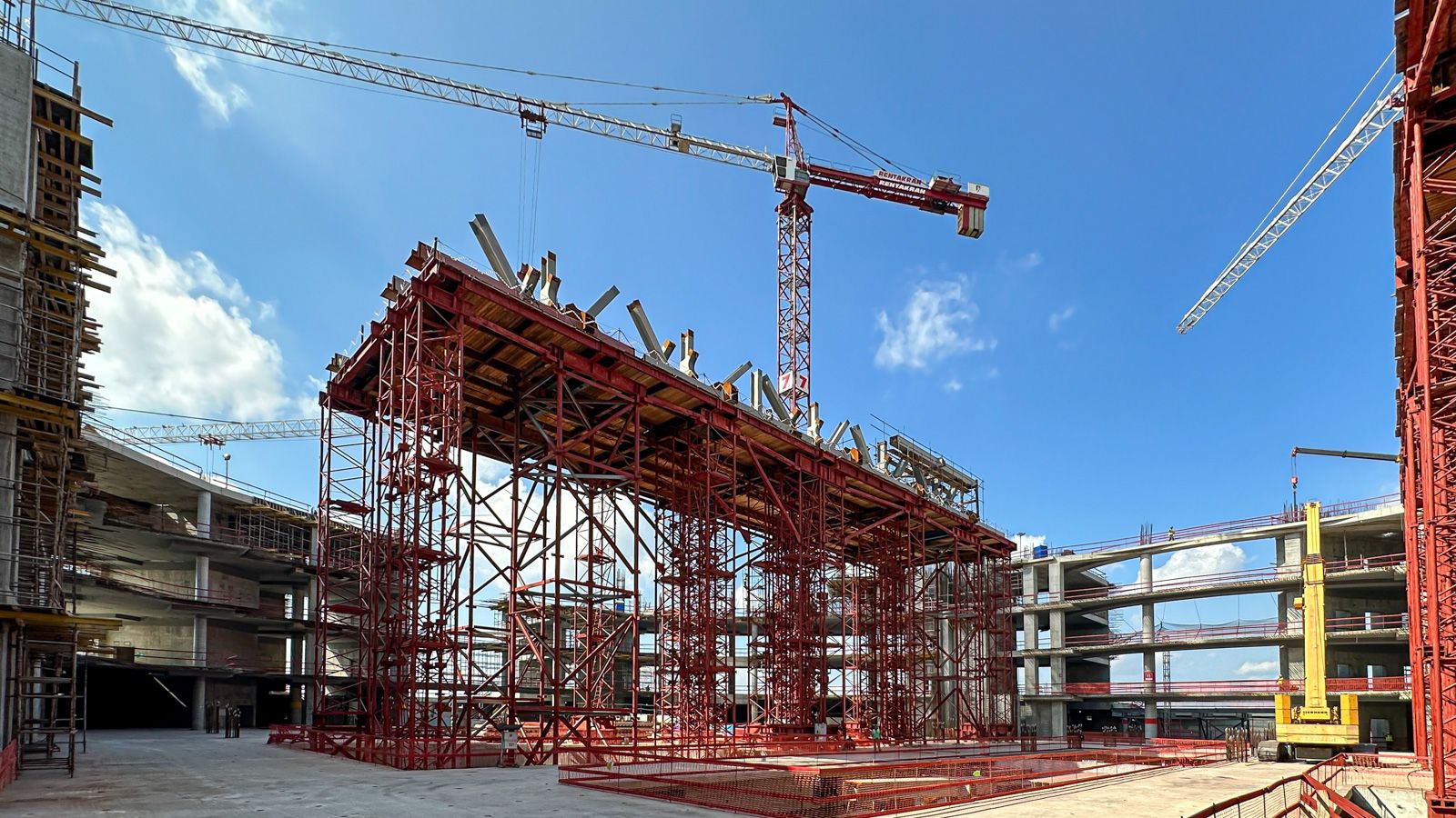 Сергей Собянин рассказал, как преобразится спорткомплекс «Олимпийский»  после реконструкции / Новости города / Сайт Москвы