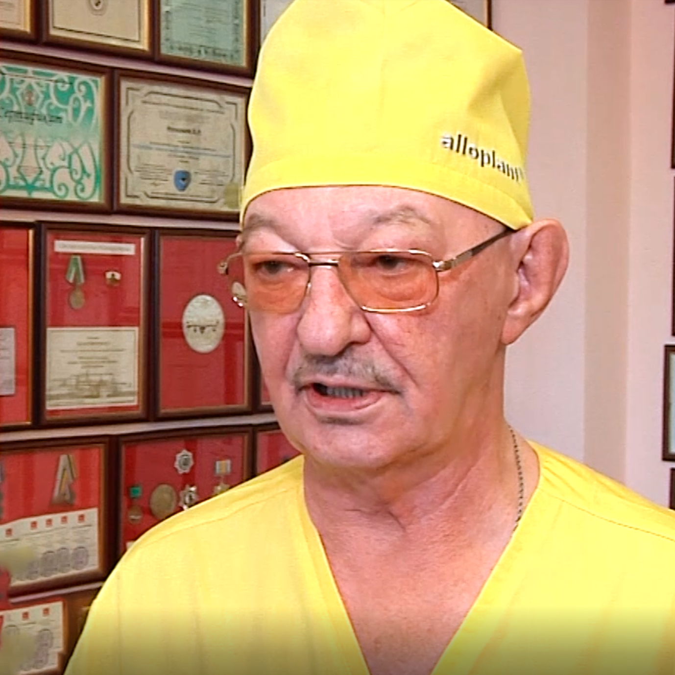 мулдашев офтальмолог уфа. эрнст мулдашев. эрнст мулдашев фото. мулдашев эрнст рифгатович. эрнст мулдашев офтальмолог.