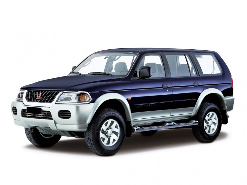 Mitsubishi pajero sport 2003