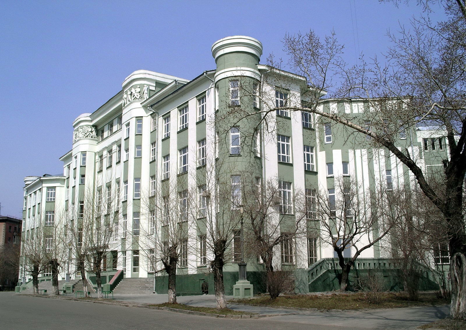 Ремонтные работы нескольких корпусов СГУВТ