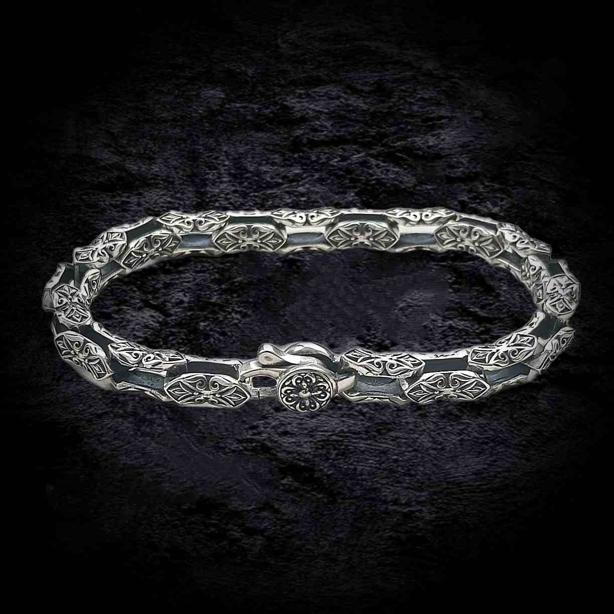 мужской браслет из серебра, браслет для мужчины, серебряный браслет.