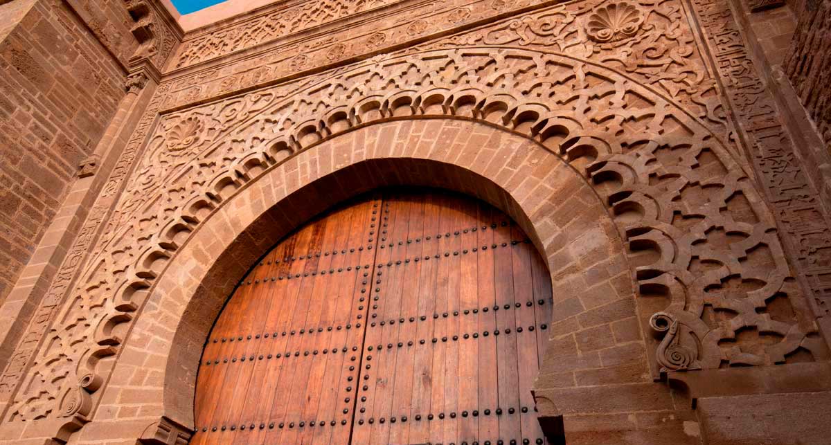 ворота Баб Эль Кебир возле касбы Удайя в столице Марокко Рабате