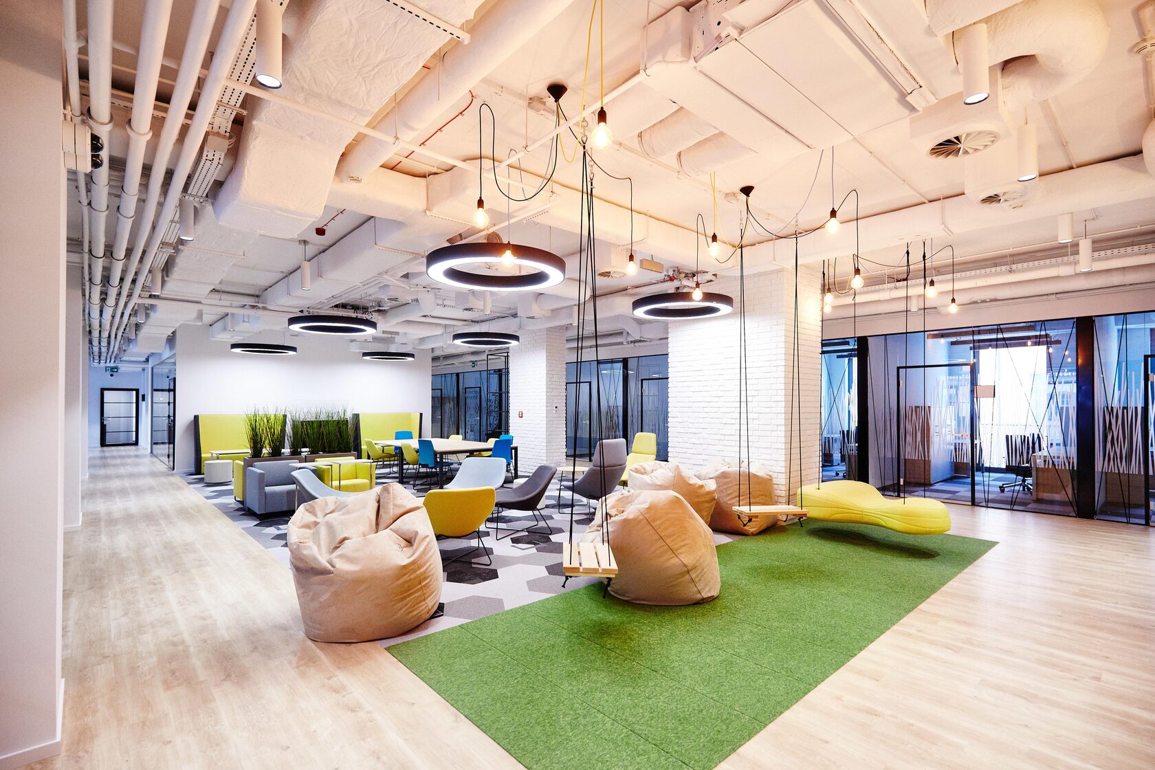 warsaw coworking near me
