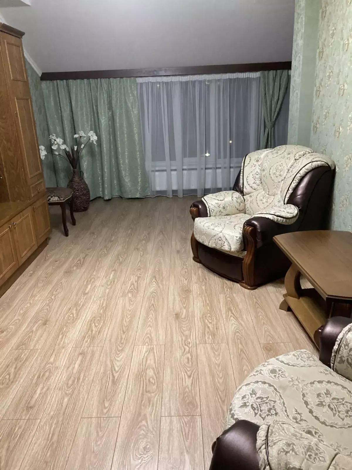 Просторный номер Комфорт люкс в Парк Отеле