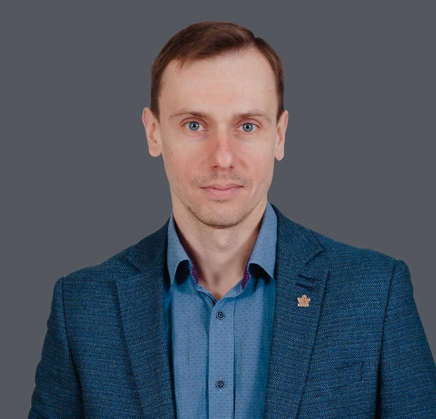 Алексеев Максим
