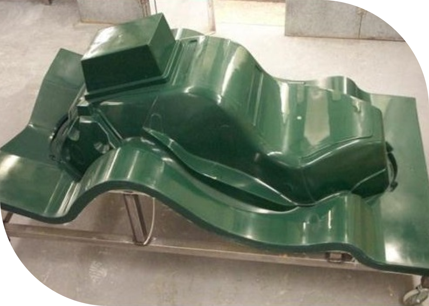 Дюропластик в виде формованных объёмных изделий