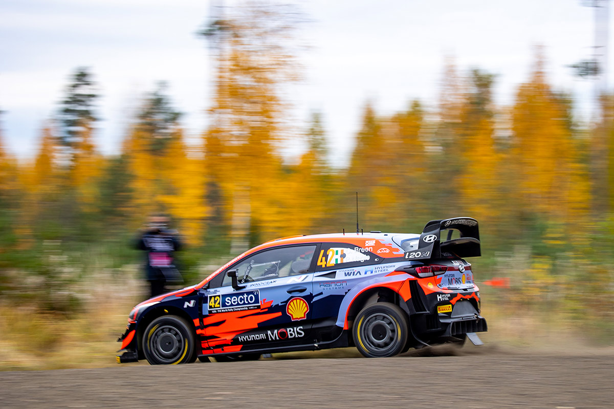 Крейг Брин и Пол Нейгл, Hyundai i20 Coupe WRC, ралли Финляндия 2021