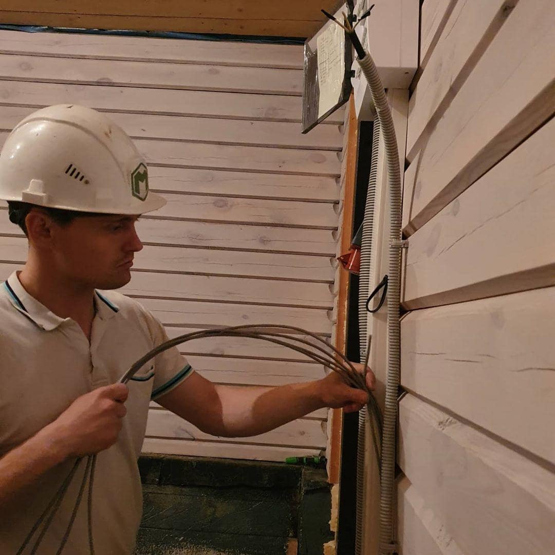 электропроводка в деревянном доме, 99 мастеров