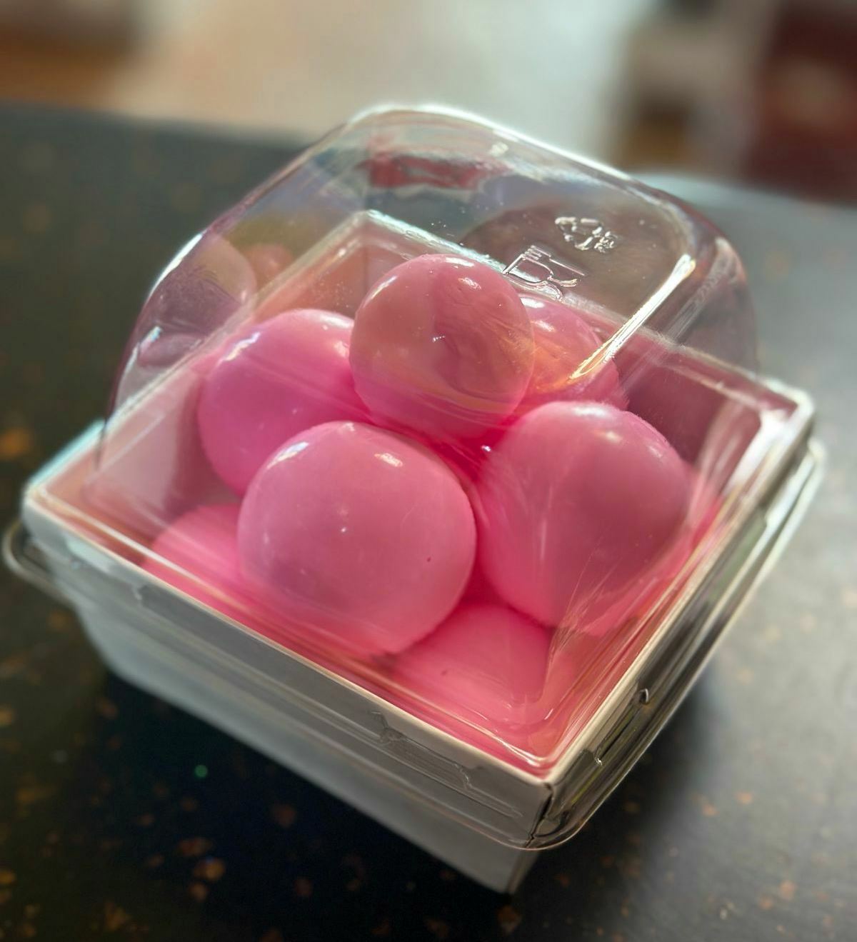 Декор для торта в магазине "Мир кондитера" Волгоград