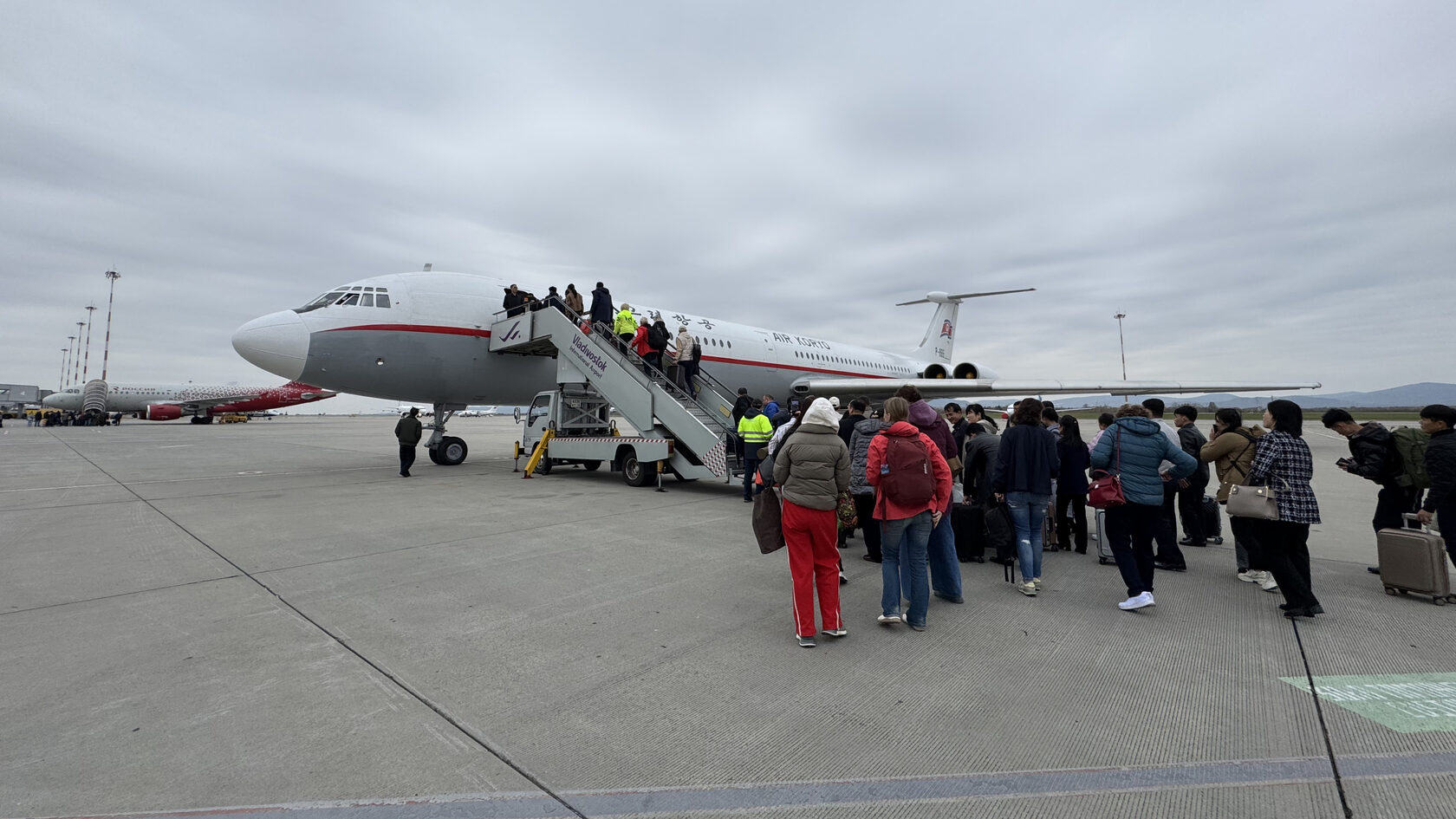 Самолет Ил-62. Авиакомпания «Air Koryo». Аэропорт Владивостока 