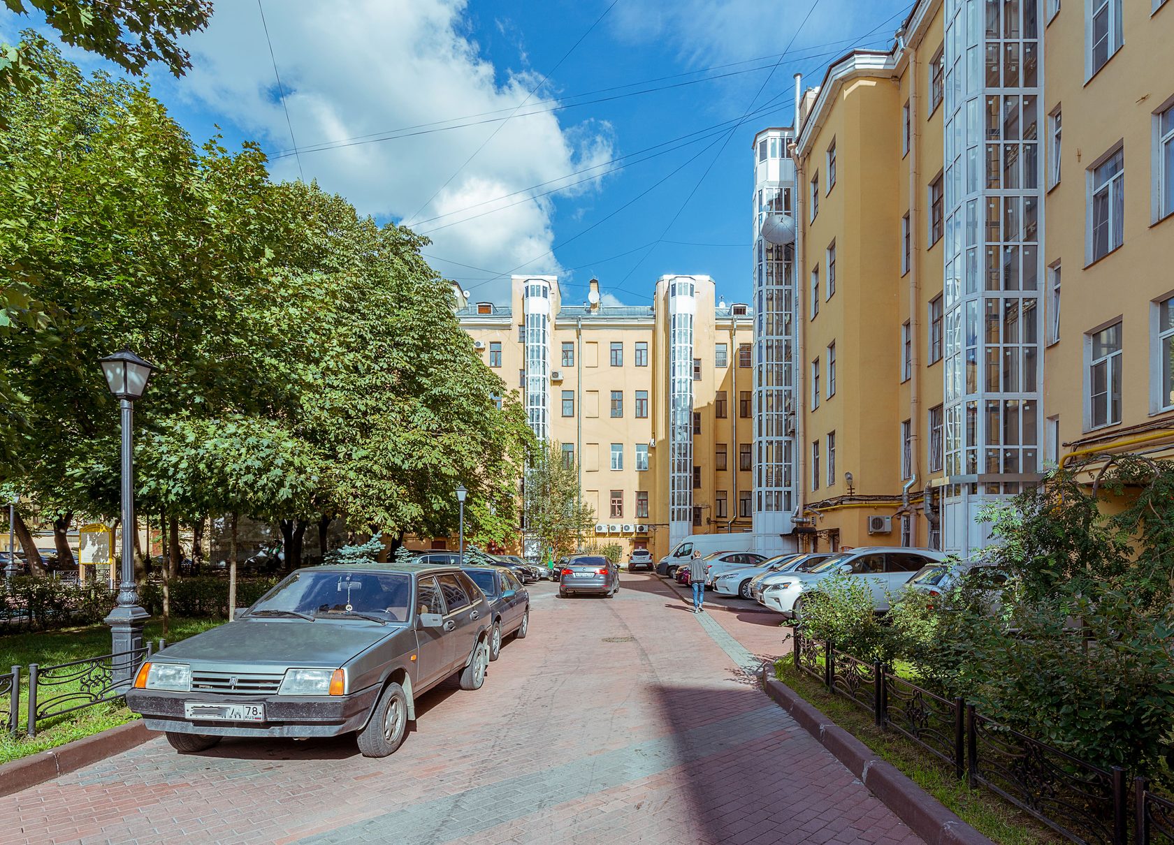 Рентал спб. Апартаменты Nevsky 77. Апартаменты лето Санкт-Петербург. Пушкинская 1/77 СПБ.