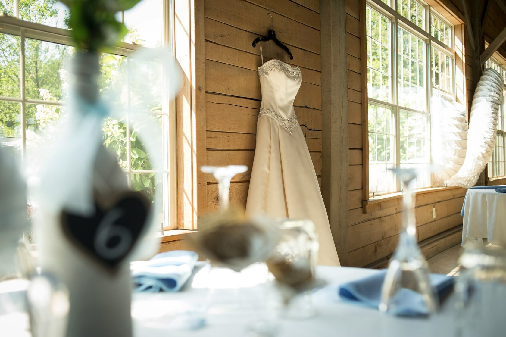 Elegant wedding dress