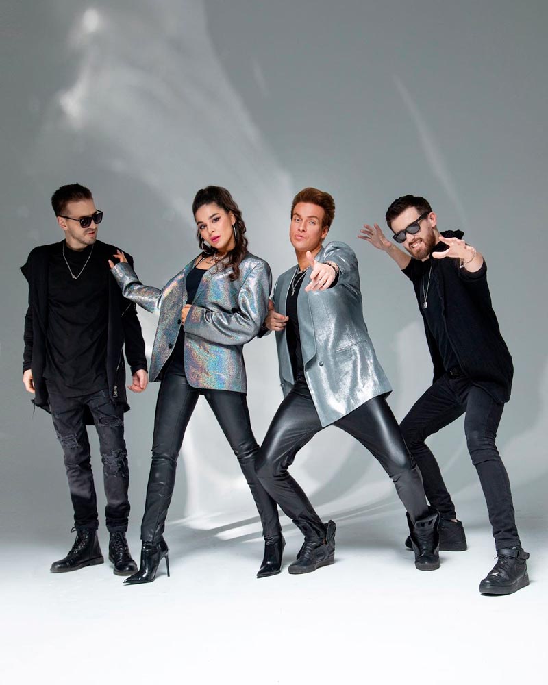 Кавер - группа Каверзные