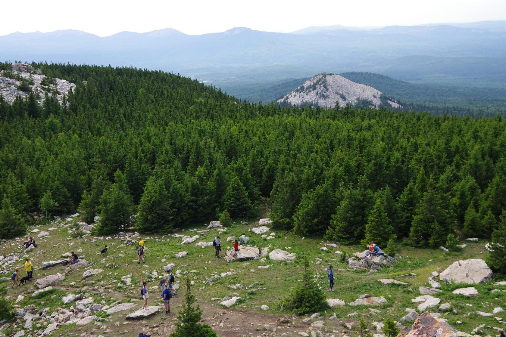 Горы Зюраткуль сопка