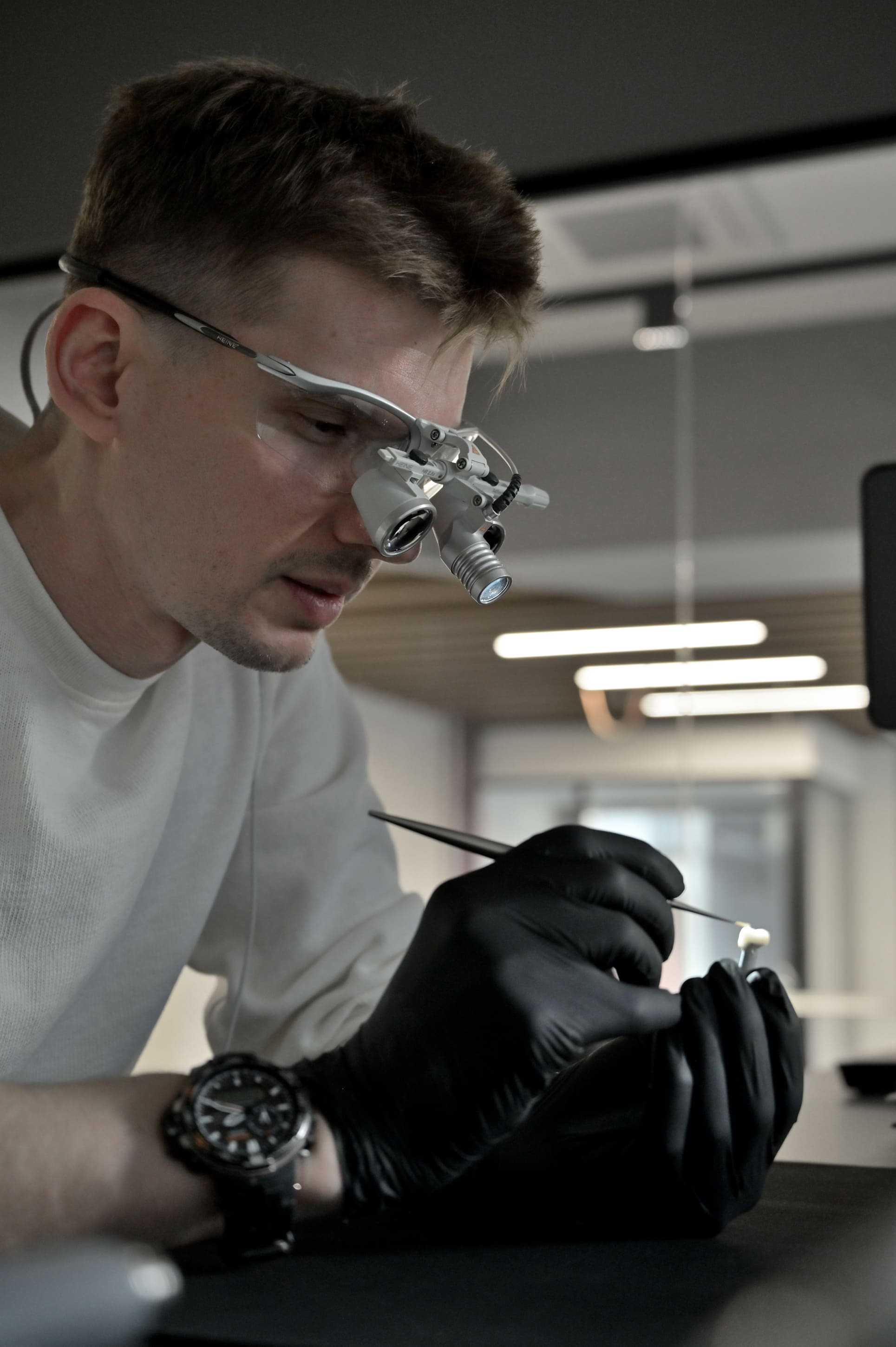 Изготовление и установка имплантов зуба в стоматологии Пробел, Москва