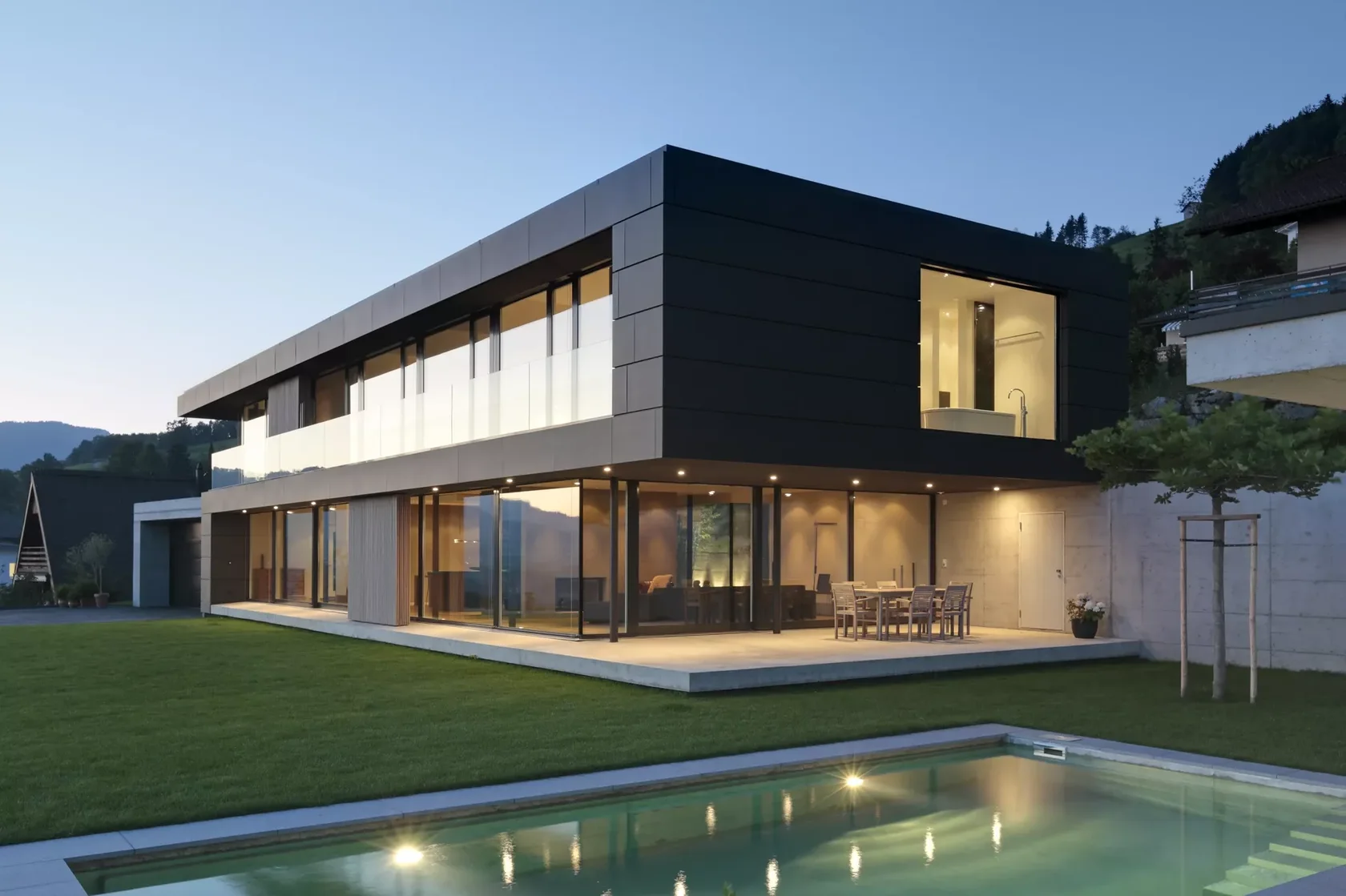 "Подсветка фасада и интерьера частного дома в Крыму — проект студии Elitterra"