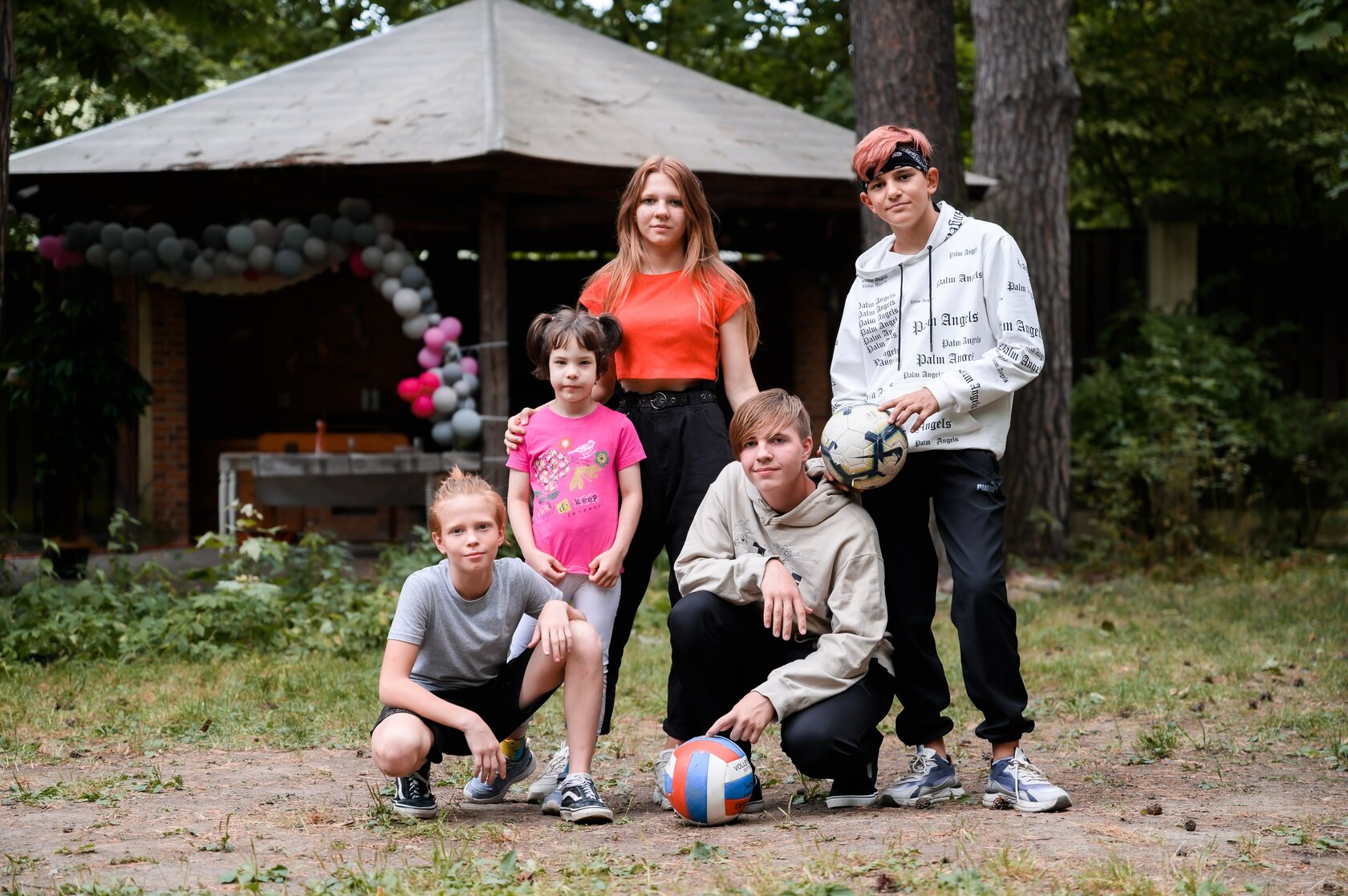 И лужи - по колено!