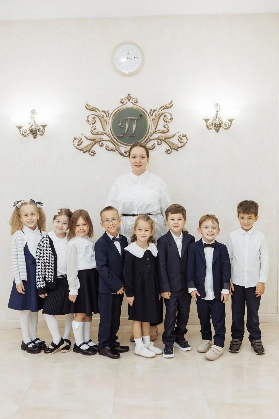 Шкиотова Светлана Сергеевна с классом