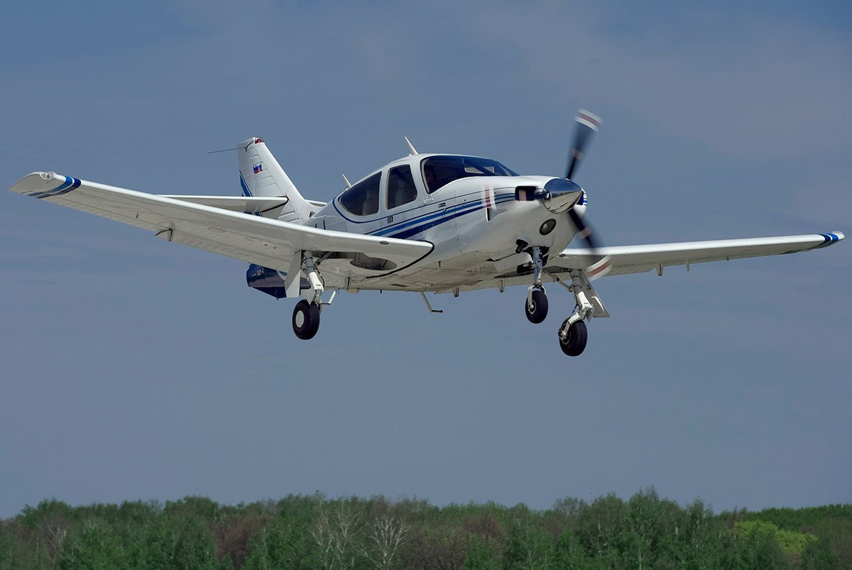 Aircraft commander. Commander 112. Aero Commander 112a. Самолете Aero Commander 112a. Коммандер 112 а.