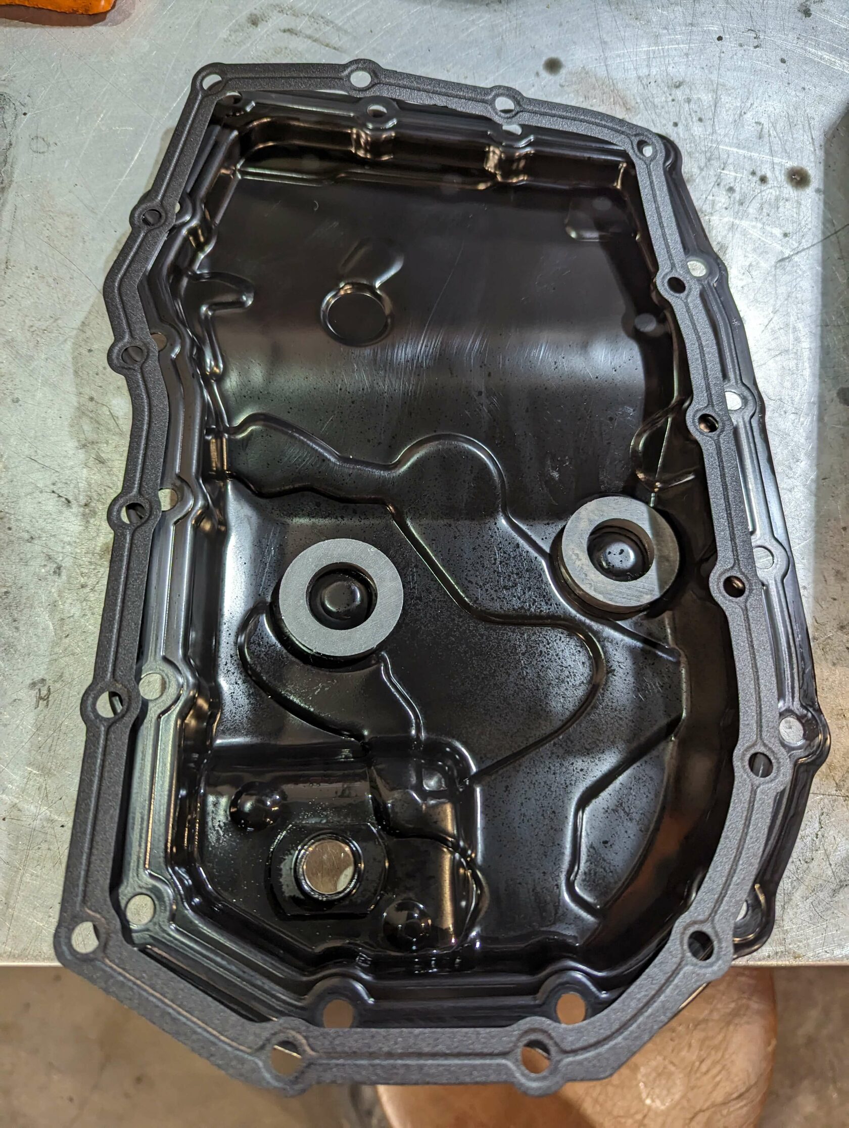 Очистка поддона и магнитов