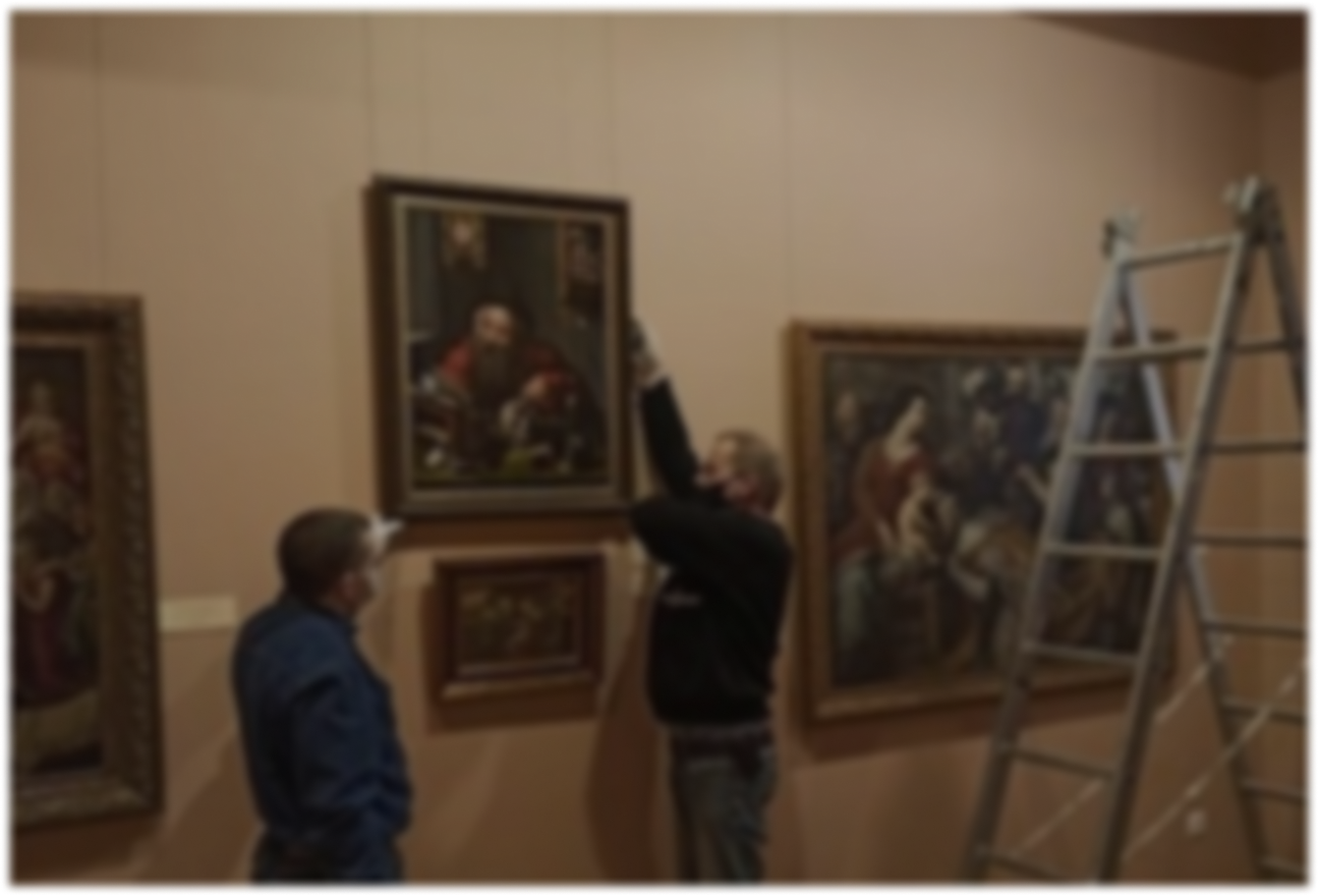 Выставка 16 18 апреля. Галерея Смоленска картины. Реставрация картины 16 века. Художественная галерея Смоленск. Картина суббота в Смоленске художественная галерея.