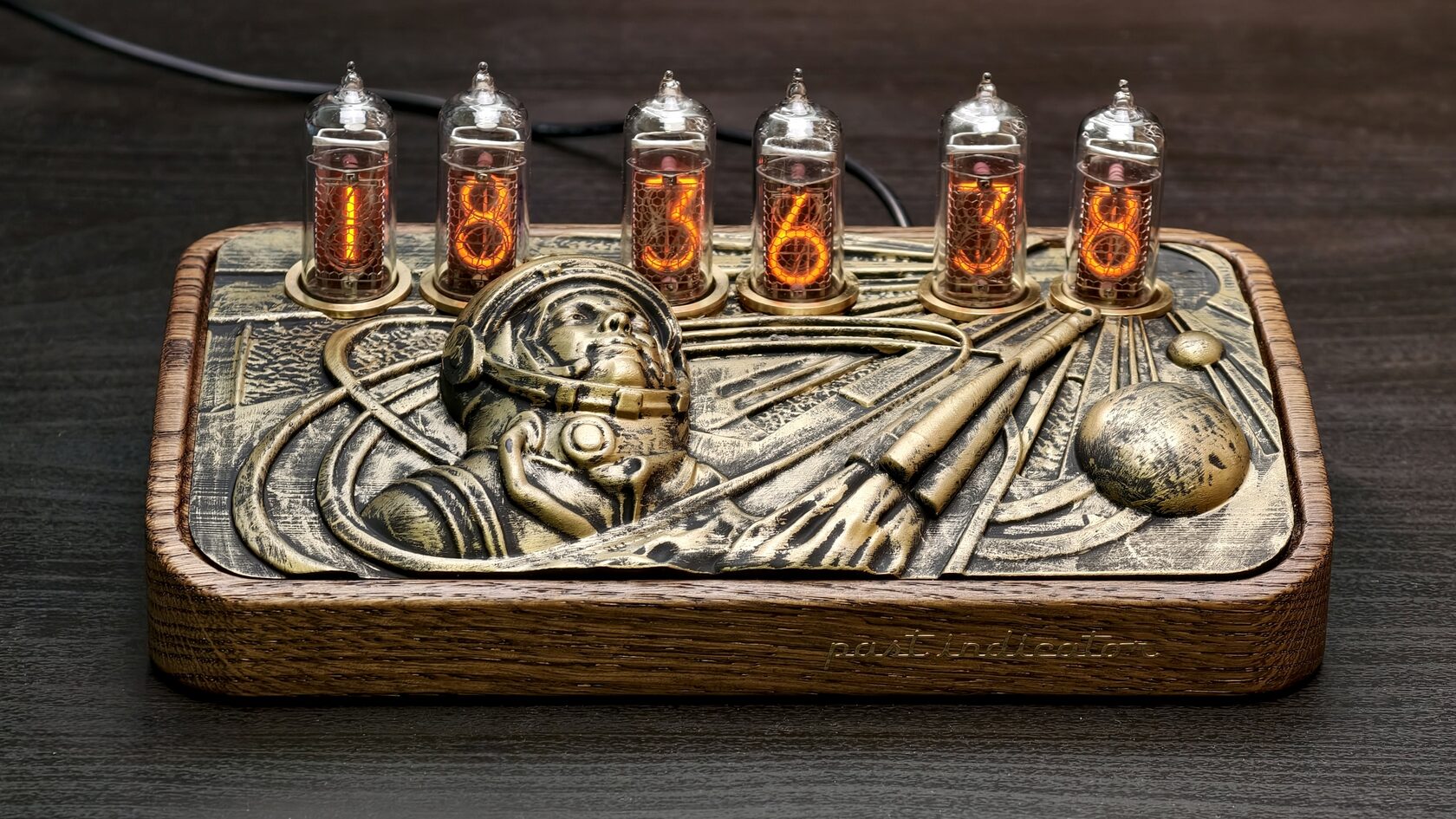 Kaleidoscope: Gagarin nixie tube clock