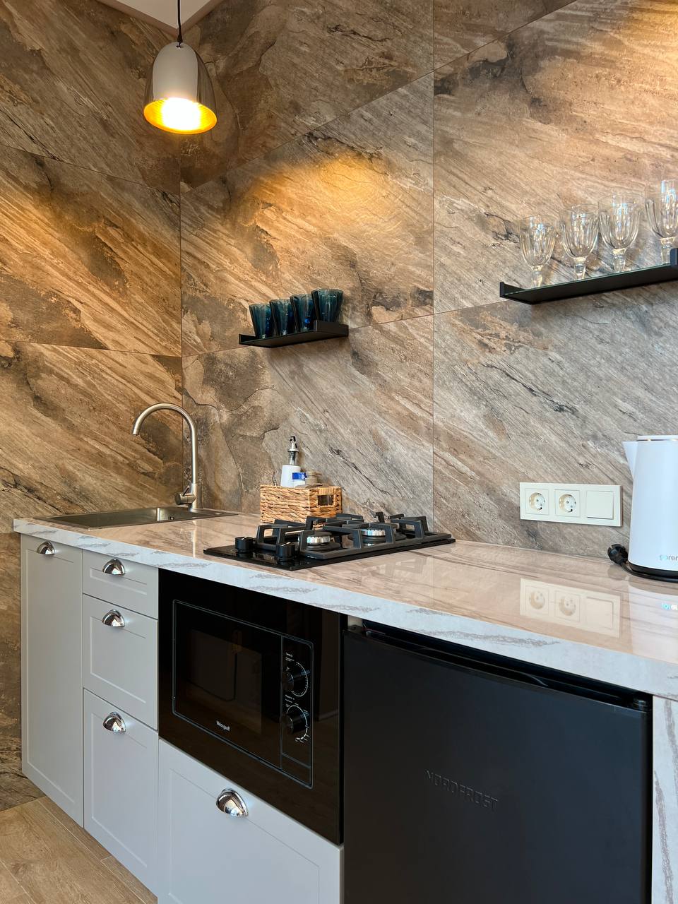 AURA Gold — фото 13