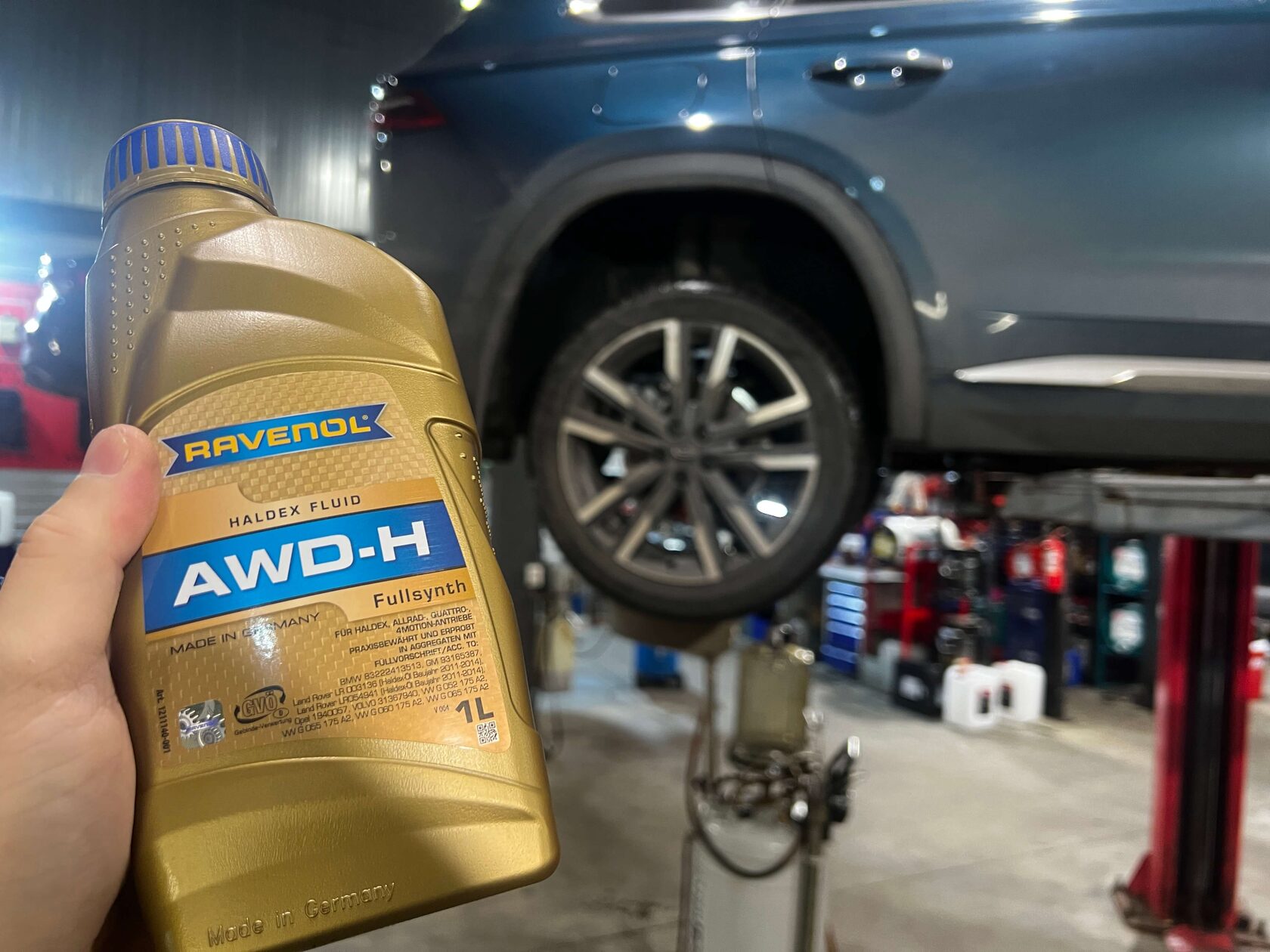 Масло Ravenol AWD-H для Geely Monjaro