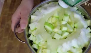 Приготовление варенья из кабачков с ананасовым соком: шаг 8