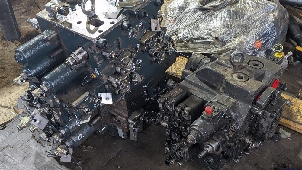 ремонт гидрораспределителя Hyundai R-320