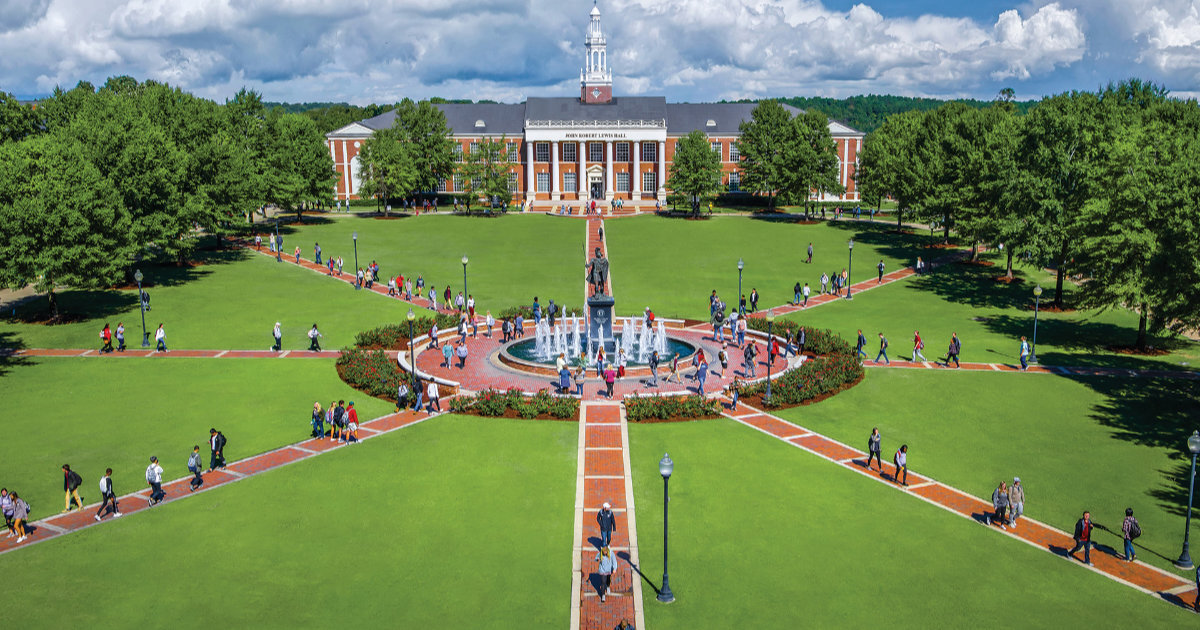 Troy University: Una Experiencia Global y Accesible para Estudiantes Internacionales