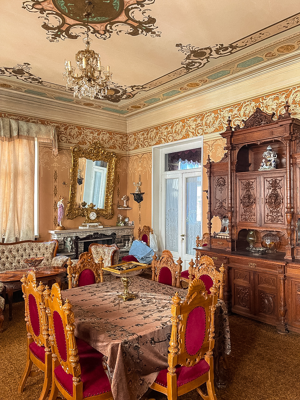 историческая квартира в Тбилиси