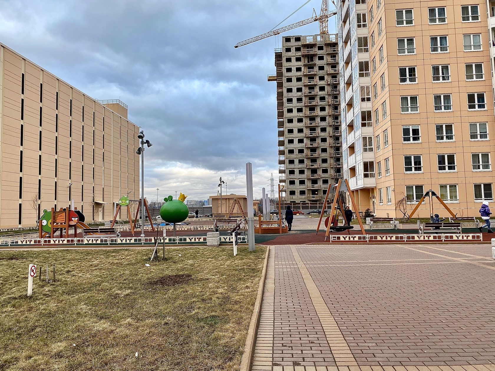 Петербург жк новоорловский. ЖК Новоорловский Санкт-Петербург. Суздальское шоссе 28 к 2. ЮИТ Новоорловский. Пик Новоорловский парк.