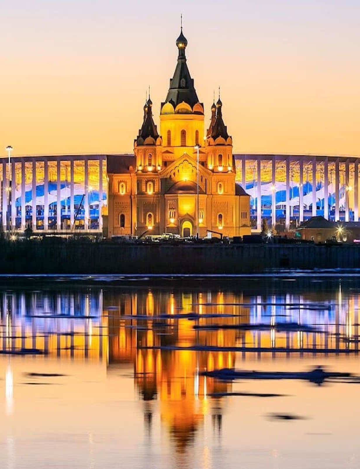 Нижний новгород летом. Автобусные экскурсии по нижнему новгороду на двухэтажном автобусе. Двухэтажный автобус нижний новгород экскурсия. Туристический нижний новгород. Макарьевский монастырь нижегородская область.