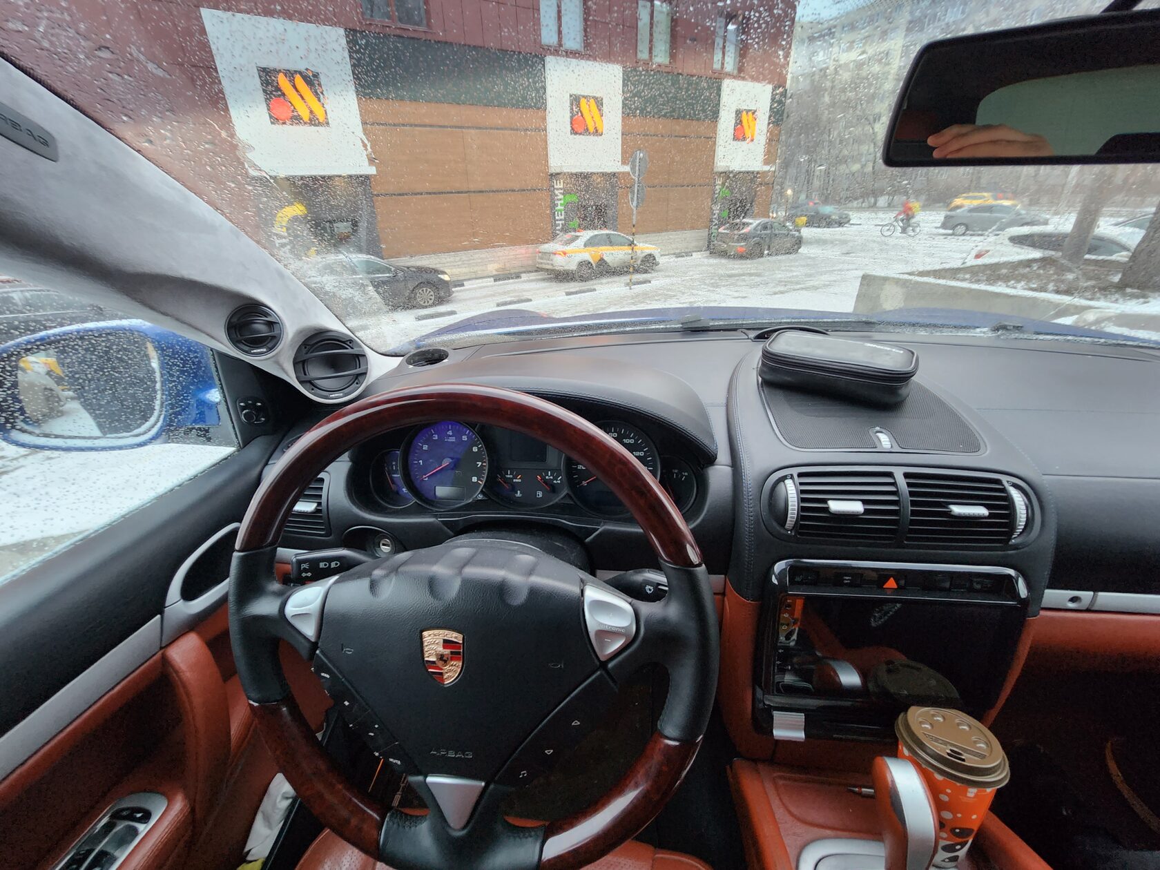 Porsche Cayenne установка автозвука