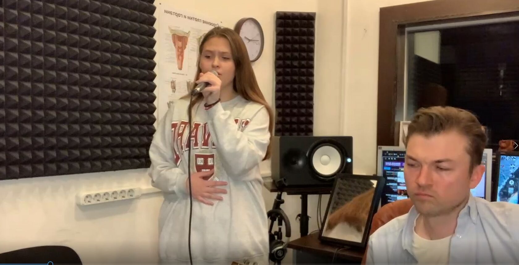 Студия вокала voice