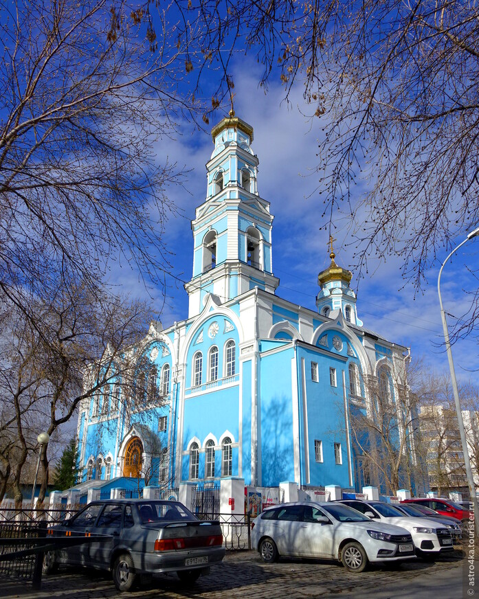 Церковь екатеринбург. Храм Вознесения Господня Екатеринбург. Вознесенская Церковь Екатеринбург. Вознесенский храм Екатеринбург. Храм на Вознесенской Горке Екатеринбург.