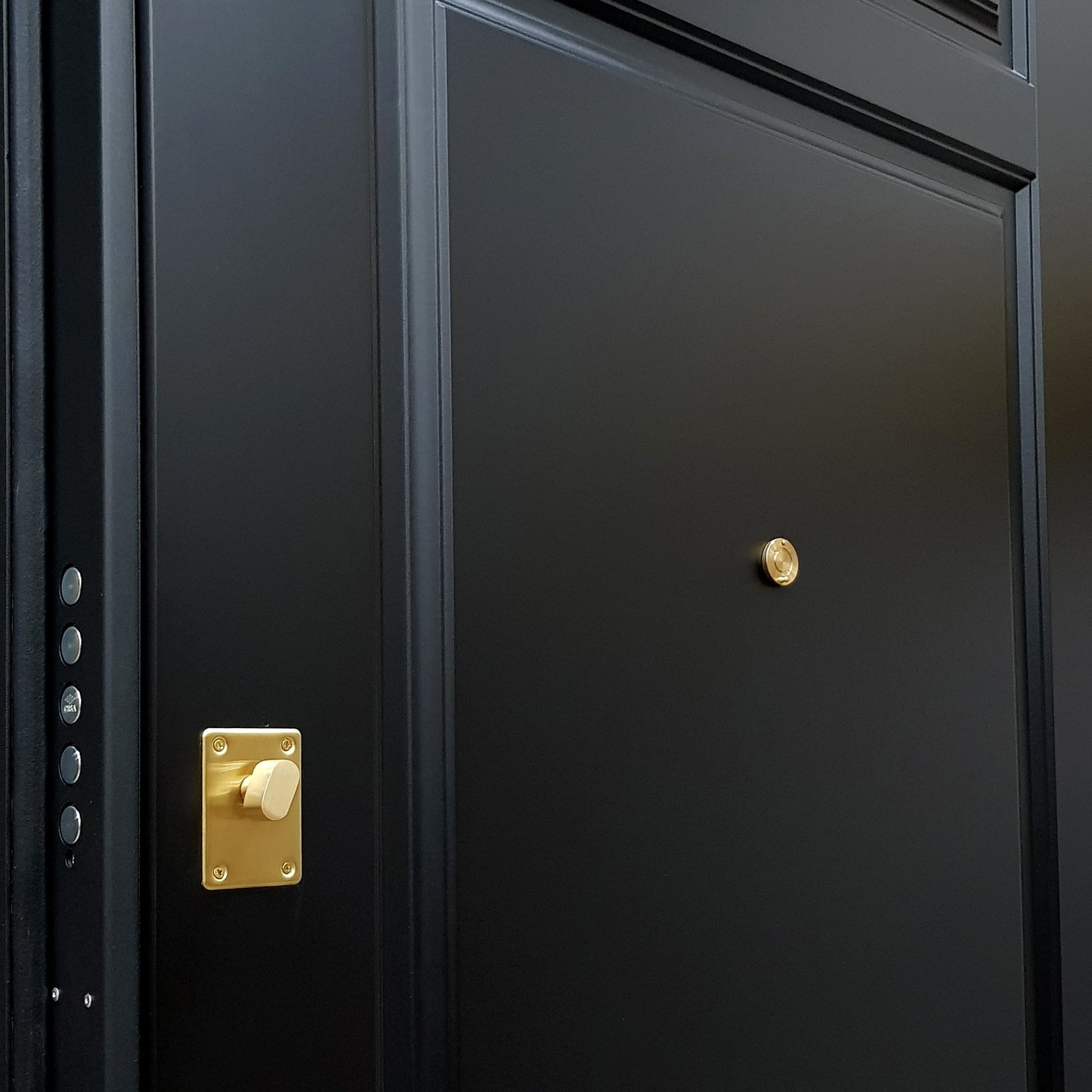 Эмаль или Крашеные панели