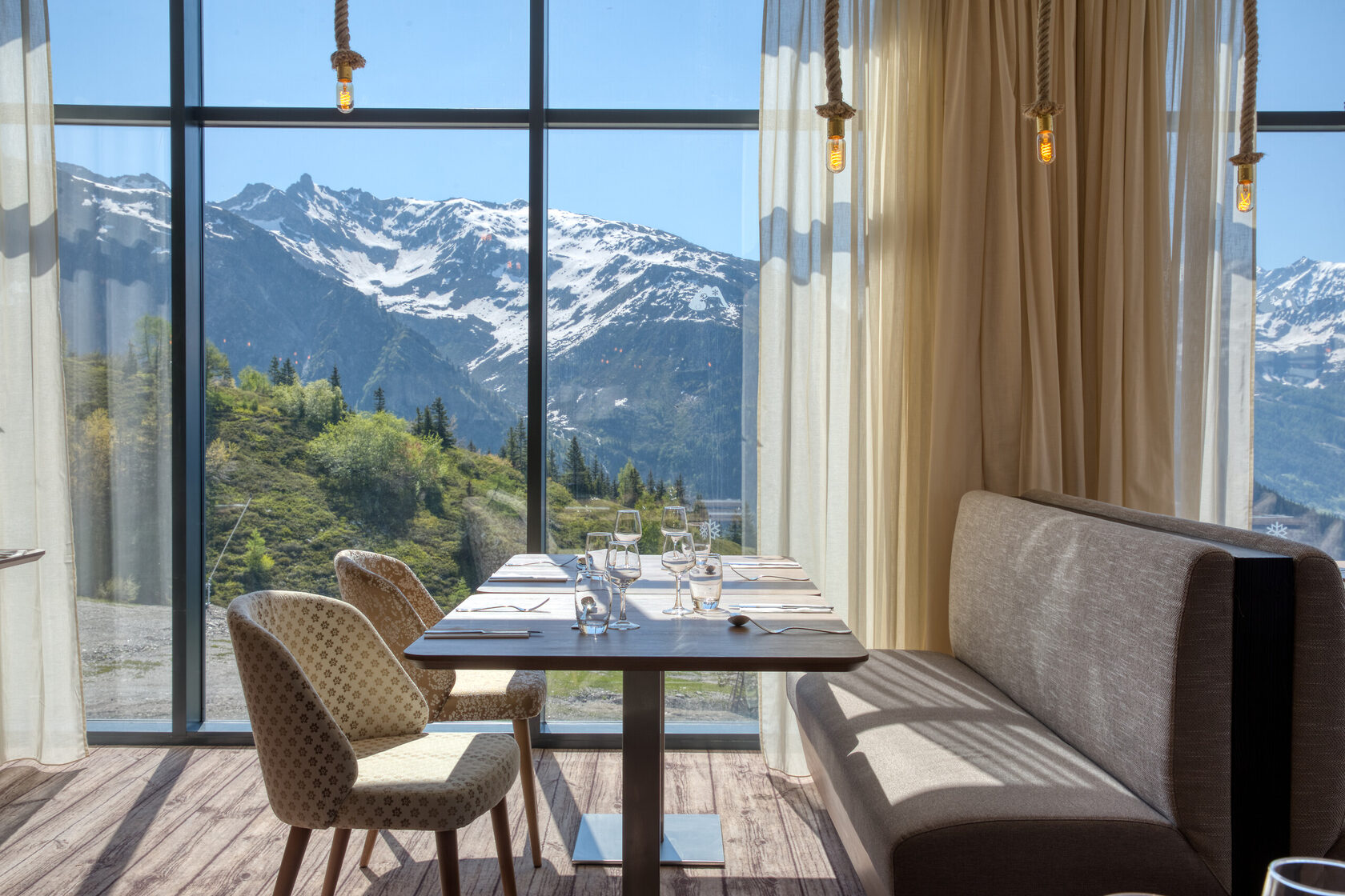 Ресторан Le Mont Valaisan в Club Med La Rosière